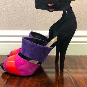 Rachel By Rachel Roy peep toe pump size 7.5